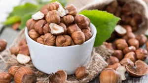 Hạt phỉ có tác dụng gì? Lợi ích và lưu ý khi ăn hạt phỉ