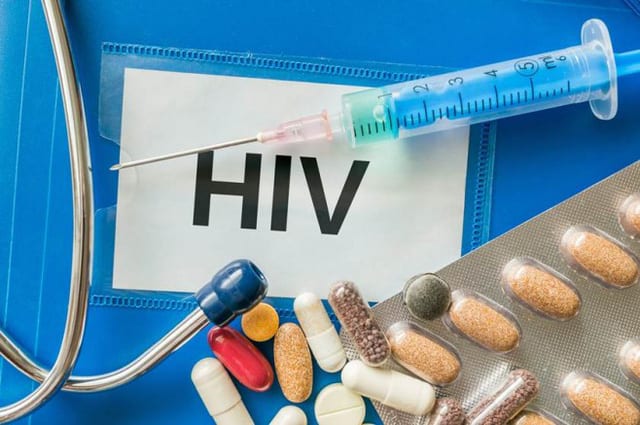 Bị HIV sống được bao lâu? làm sao để kéo dài tuổi thọ?