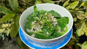 Cách nấu canh hến mồng tơi